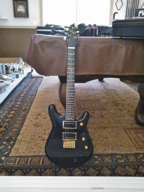 Handbuilt custom electric guitar. Built by William Gelvin, Gelvin Guitars