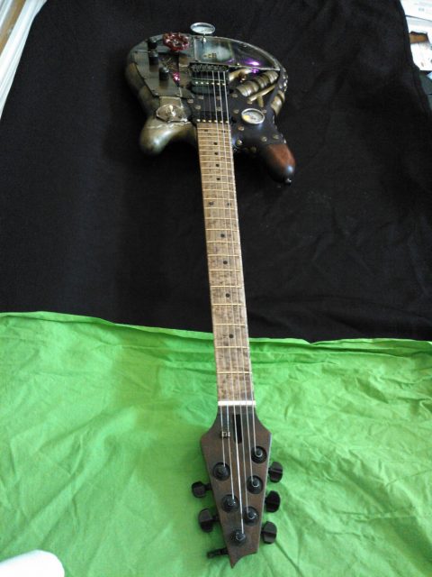 Handbuilt custom electric guitar. Built by William Gelvin, Gelvin Guitars
