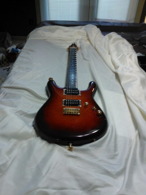 Handbuilt custom electric guitar. Built by William Gelvin, Gelvin Guitars