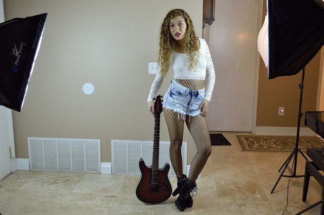 Gelvin Guitars studio ad shoot with a custom electric guitar